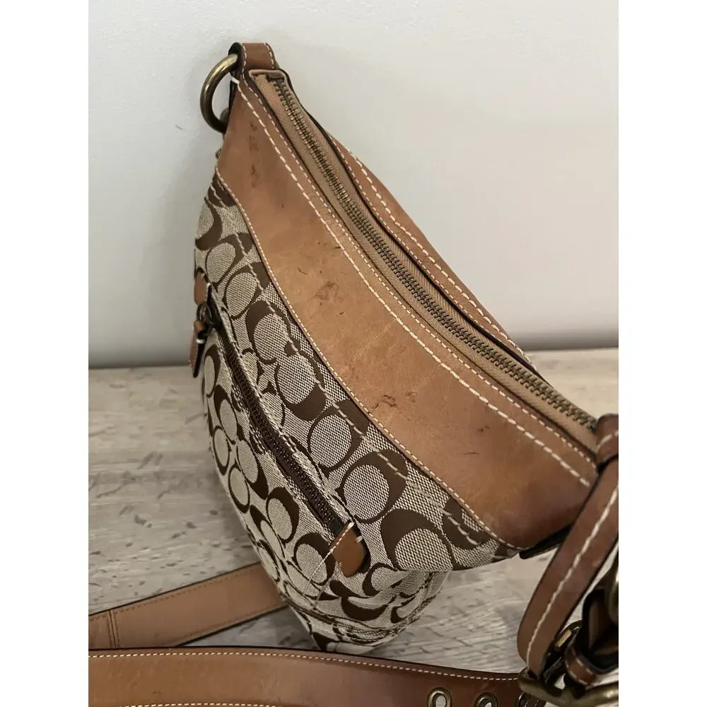 Coach Vintage Y2K F061-10402 Signature Jacquard Monogram Crossbody Bag